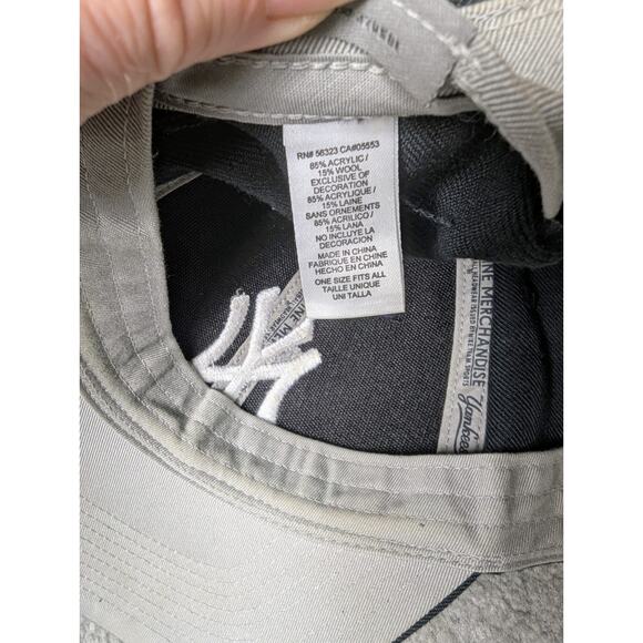 Nike New York Yankees Ball Cap MENS OSFA MLB Headwear black windproof strapback - Picture 8 of 9